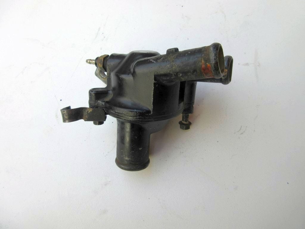 Honda VF1000F thermostaathuis VF 1000 thermostaat huis RC15, Enlèvement ou Envoi, Utilisé