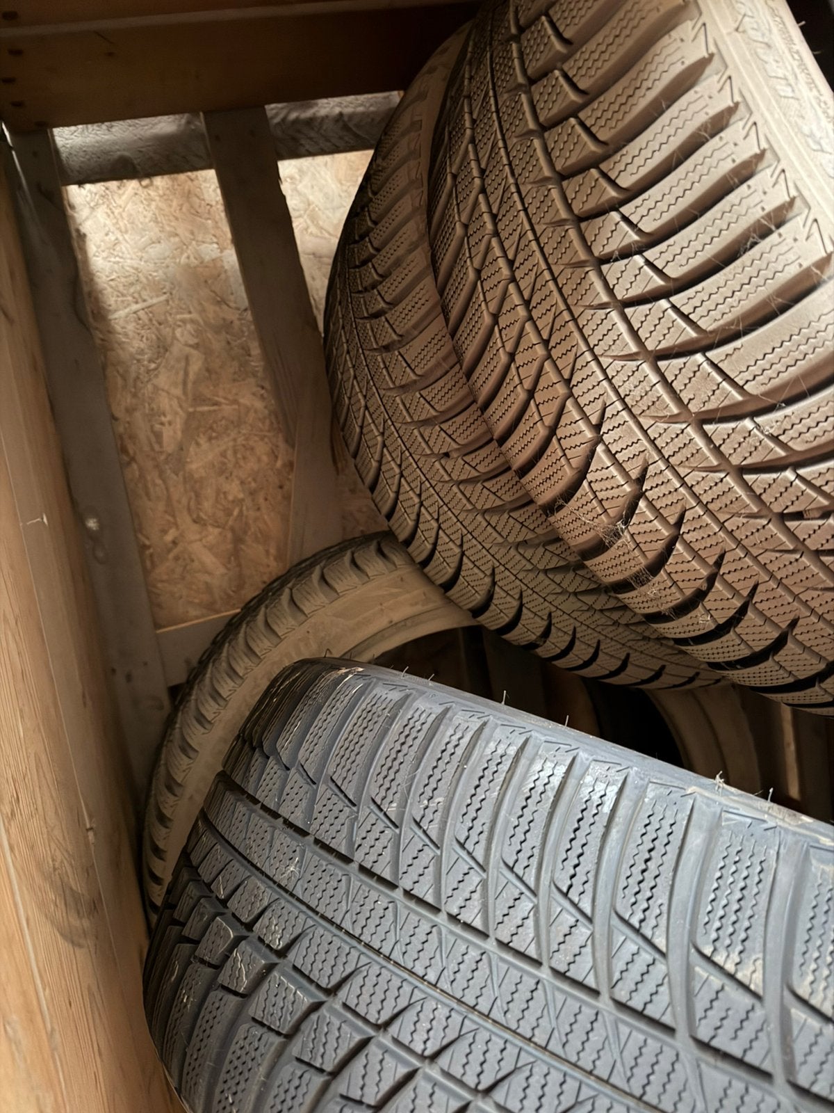 Banden Bridgestone 245 40 R18 winterset BMW X5, Auto-onderdelen, Banden en Velgen, Ophalen, Band(en)