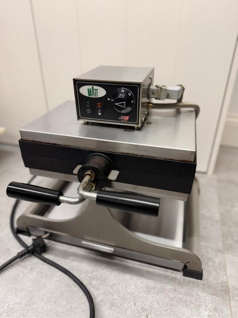 Wafelijzer Matt easy clean compact draaibaar model 4x6., Zakelijke goederen, Ophalen