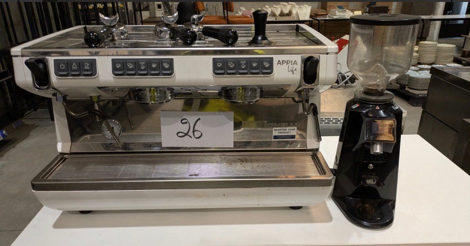 Machine à café professionnelle Nuova Simonelli Appia Life, Enlèvement, Utilisé, Café et Espresso