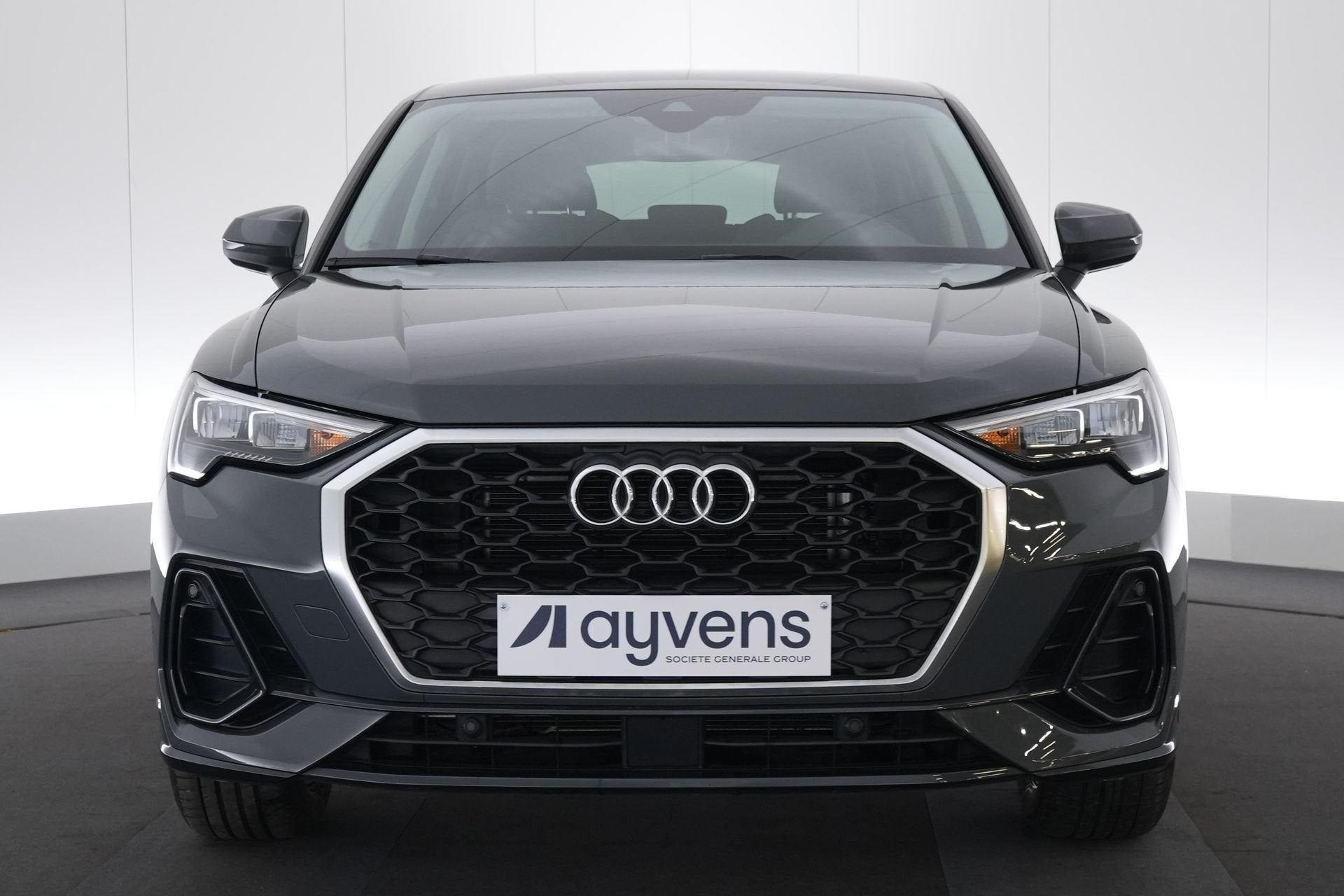 (2CBK453) AUDI Q3 SPORTBACK, Autos, Argent ou Gris, Achat, Entreprise, 5 portes