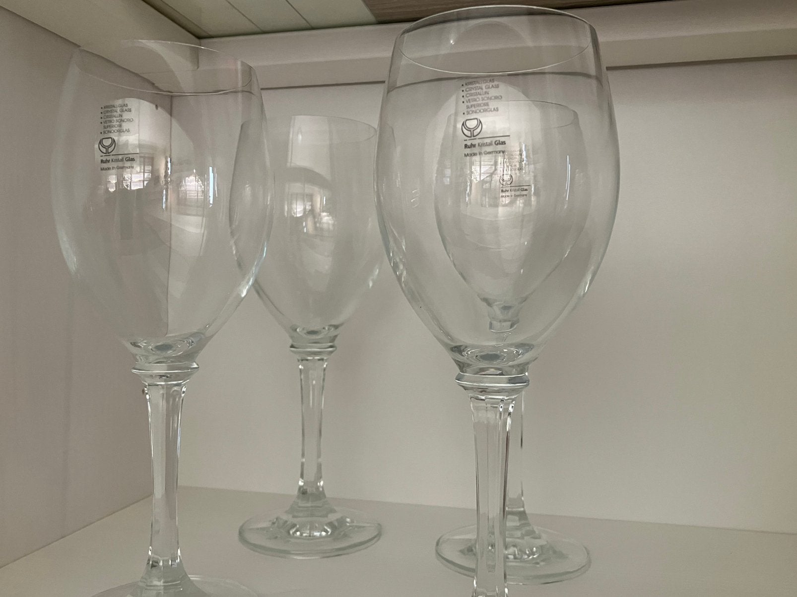 4 Wijnglazen kristal Ruhr Duitsland, Verzamelen, Ophalen, Zo goed als nieuw