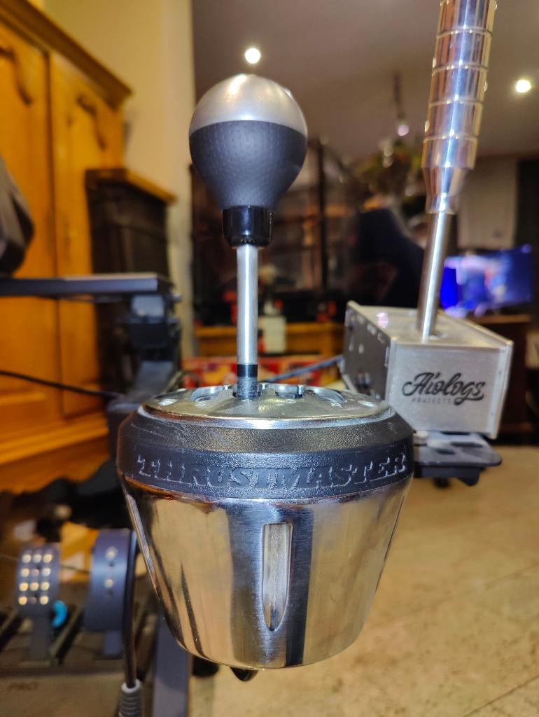 Thrustmaster th8a, Games en Spelcomputers, Ophalen of Verzenden, Gebruikt