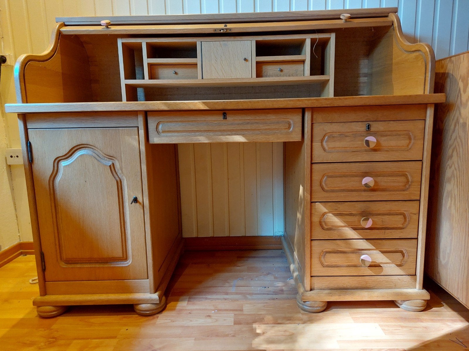 Massief houten secretaressebureau, Huis en Inrichting, Bureaus, Ophalen, Hout, Secretaire