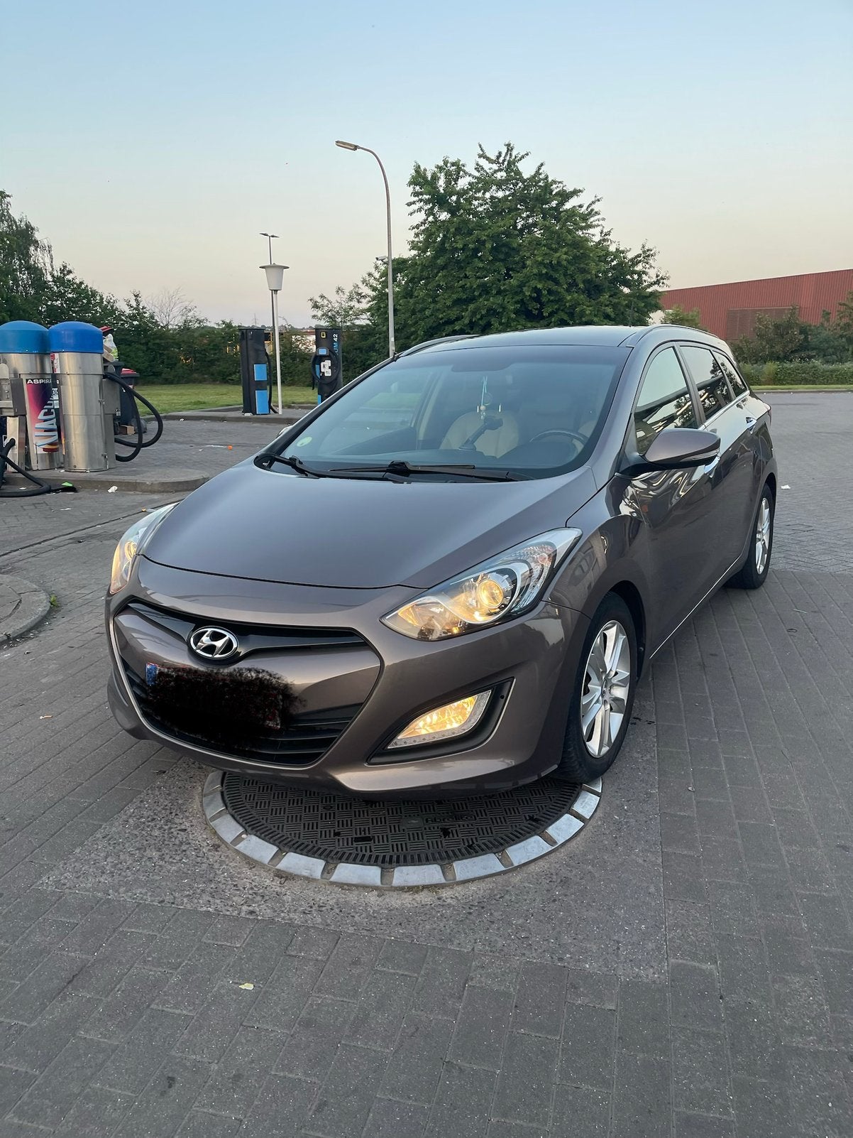 Liege, Autos, Euro 5, Achat, Beige, Entreprise