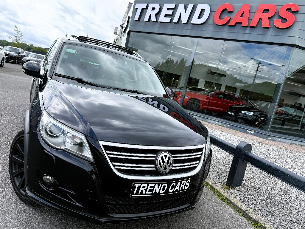 VOLKSWAGEN TIGUAN 2.0TDi TOIT PANO SIEGES ELEC EXPORT, Voorwielaandrijving, Zwart, 4 cilinders, https://public.car-pass.be/vhr/d4498fa1-685d-4716-8da3-9519757df2bd