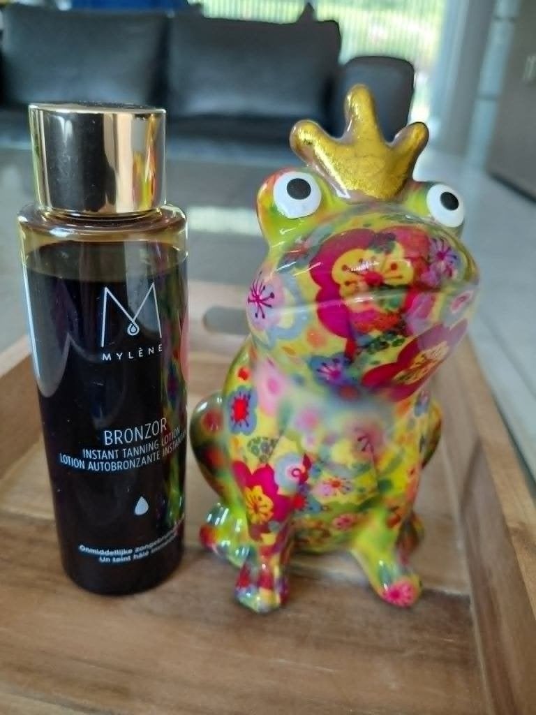 Bronzor instant tanning lotion, Bijoux, Sacs & Beauté, Beauté | Soins du corps, Enlèvement ou Envoi, Neuf, Coup de soleil ou Après-soleil