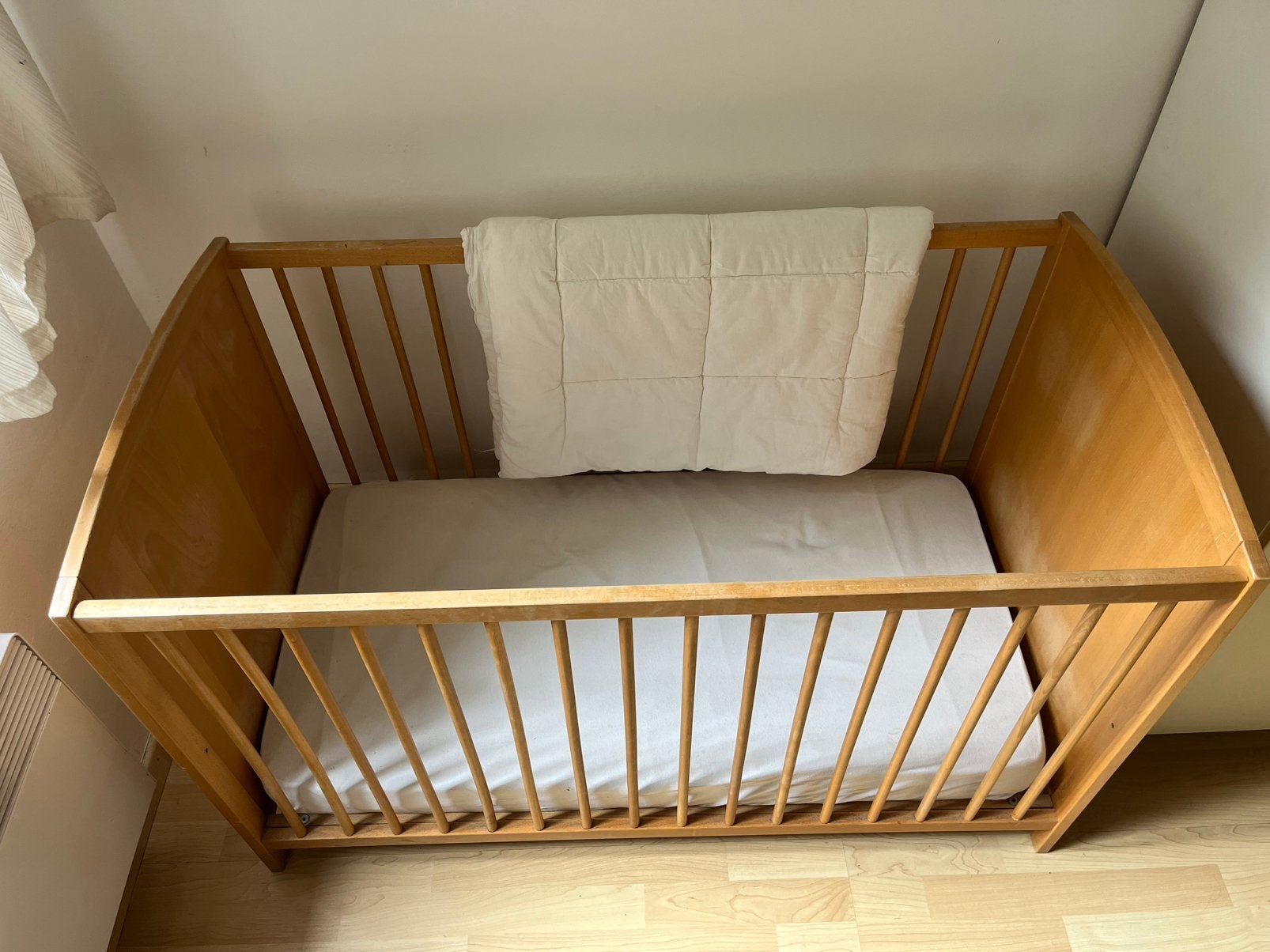 Houten babybedje 120x60, Ophalen, Gebruikt