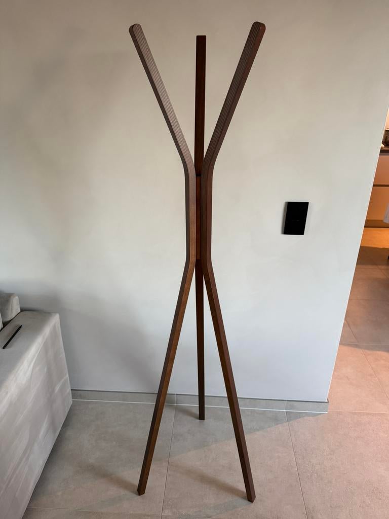 Kapstok donker hout (Chelsey), Ophalen, Zo goed als nieuw, Hout