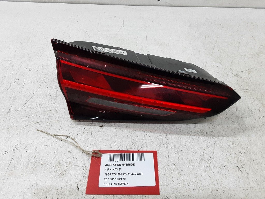 PANNEAU ARRIÈRE GAUCHE AVEC LAMPE A5 Sportback (F5A / F5F), Auto-Union-Straße  1,
85057  Ingolstadt, DE, Info@audi.de, Audi, Utilisé