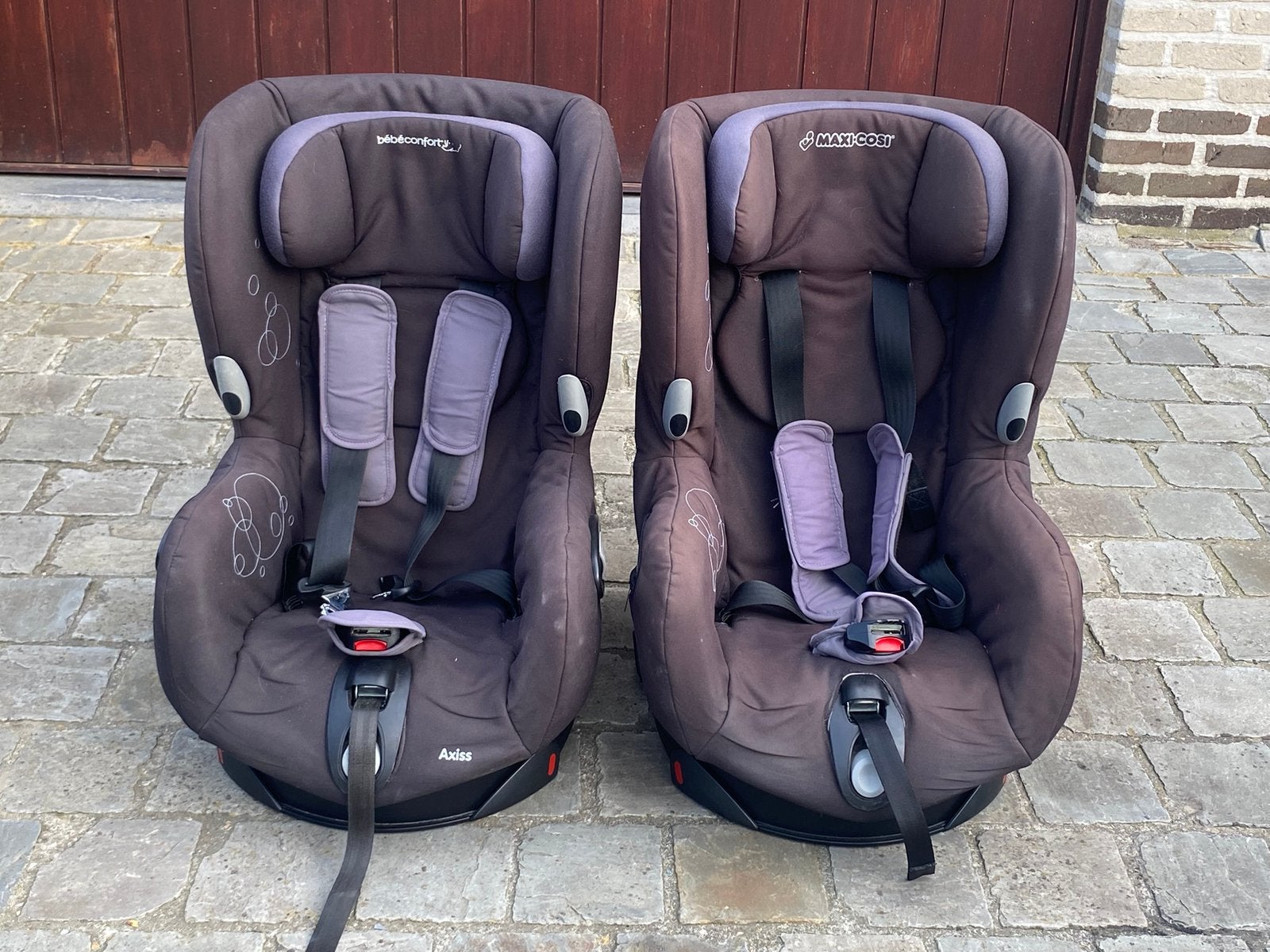 Siège auto BebeComfort/MaxiCosi (2 x), Enfants & Bébés, Jumeaux & Naissances multiples, Enlèvement, Utilisé