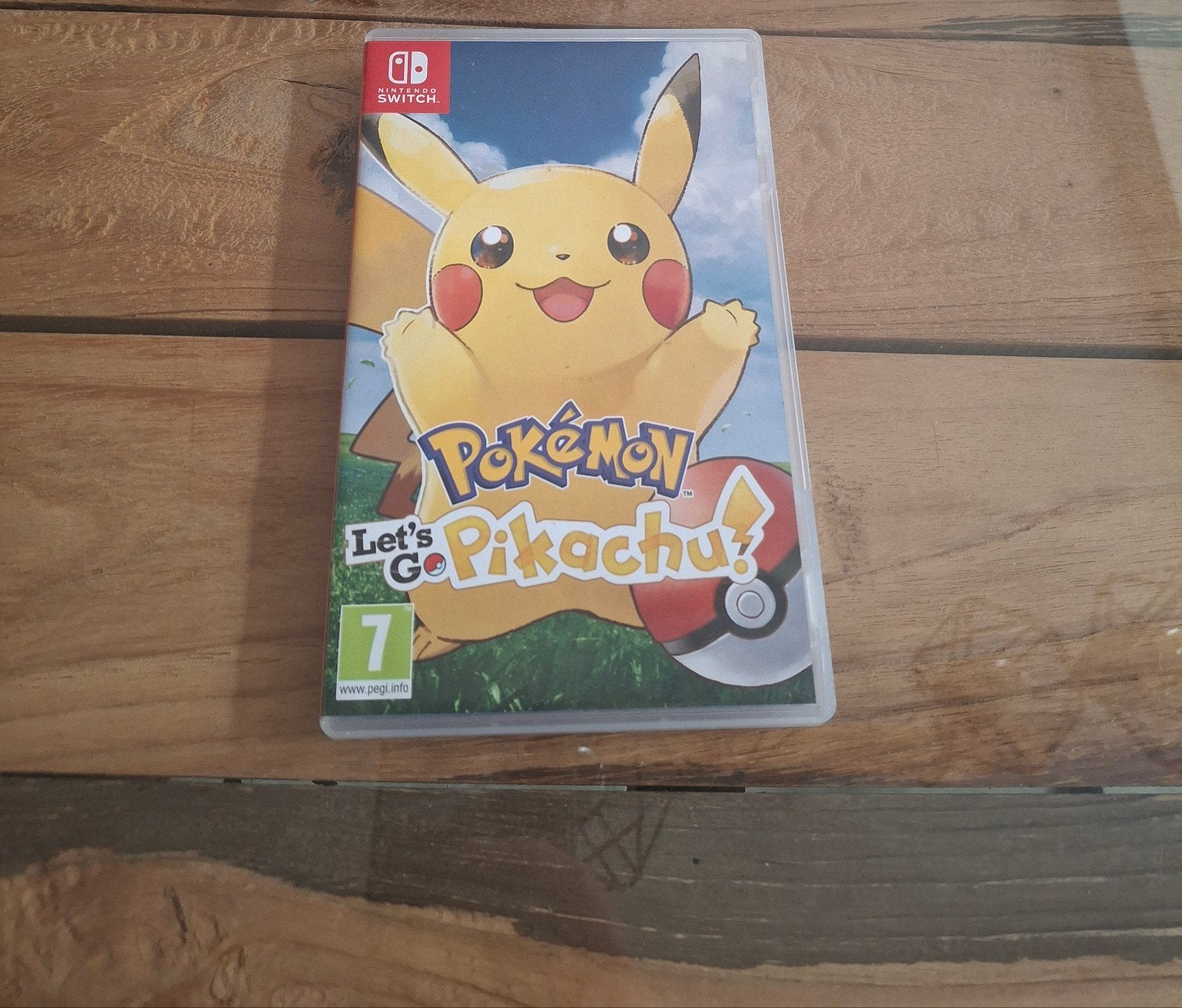 Nintendo Switch Pokémon Let's Go Pikachu, Ophalen of Verzenden
