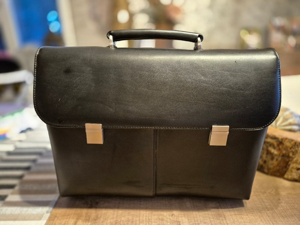 nieuwe aktetas met draagriem, Ophalen, Zwart, Aktetas of Boekentas, Nieuw