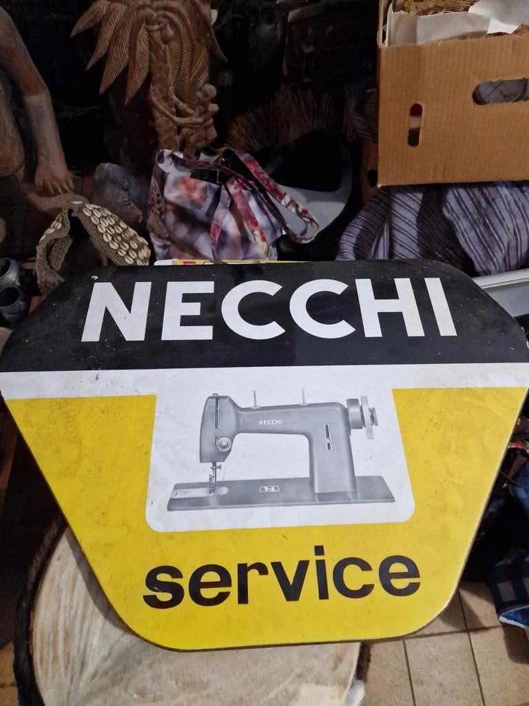 Plaque émaillée Necchi Milano, Enlèvement