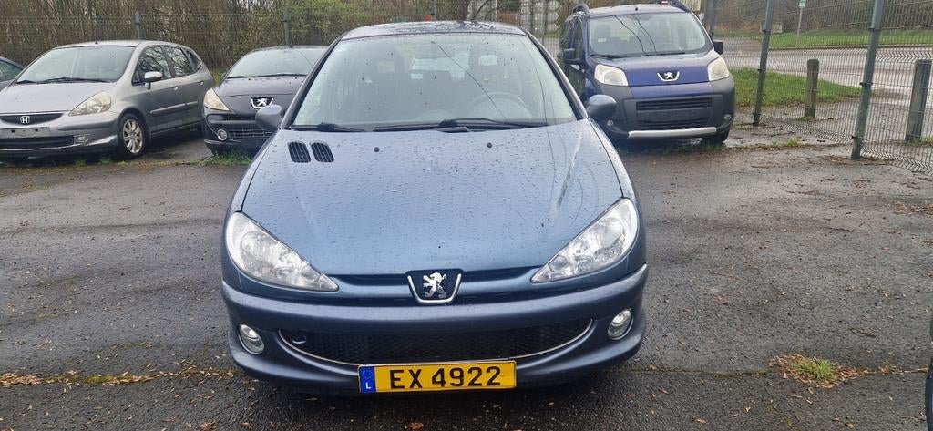 PEUGEOT 206 HDI 96000 KM 1AN GARANTIE, Achat, 50 kW, Entreprise, Boîte manuelle
