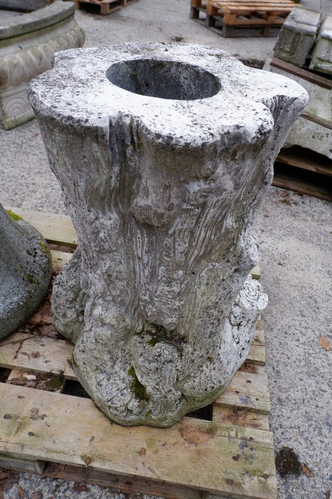Socle en béton, Ophalen, Beton