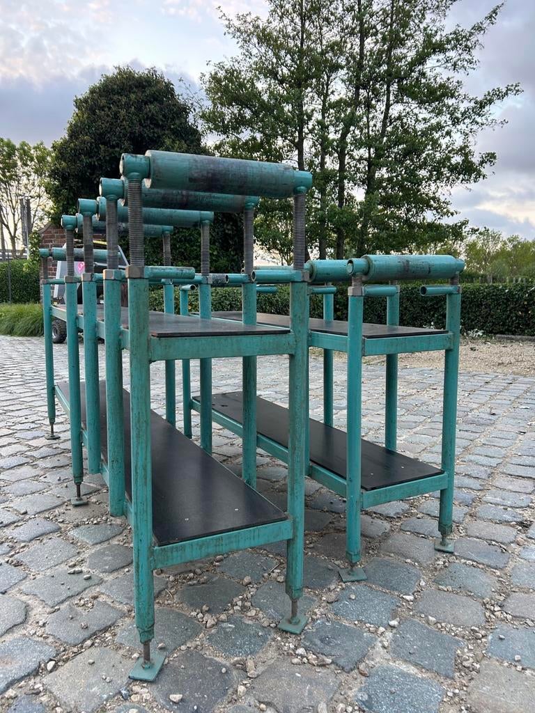 Rollentafels, Ophalen