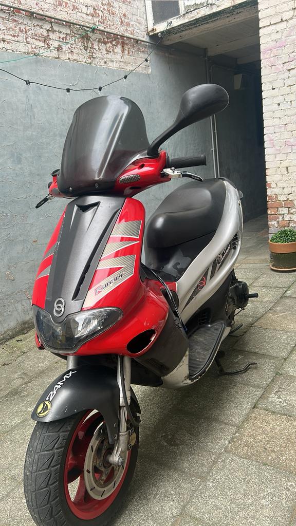 Gilera runner b klasse, Ophalen, Zo goed als nieuw