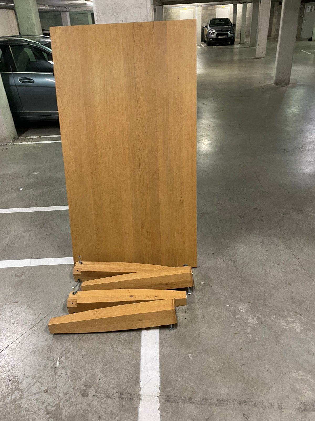 Tafel, Ophalen, Zo goed als nieuw