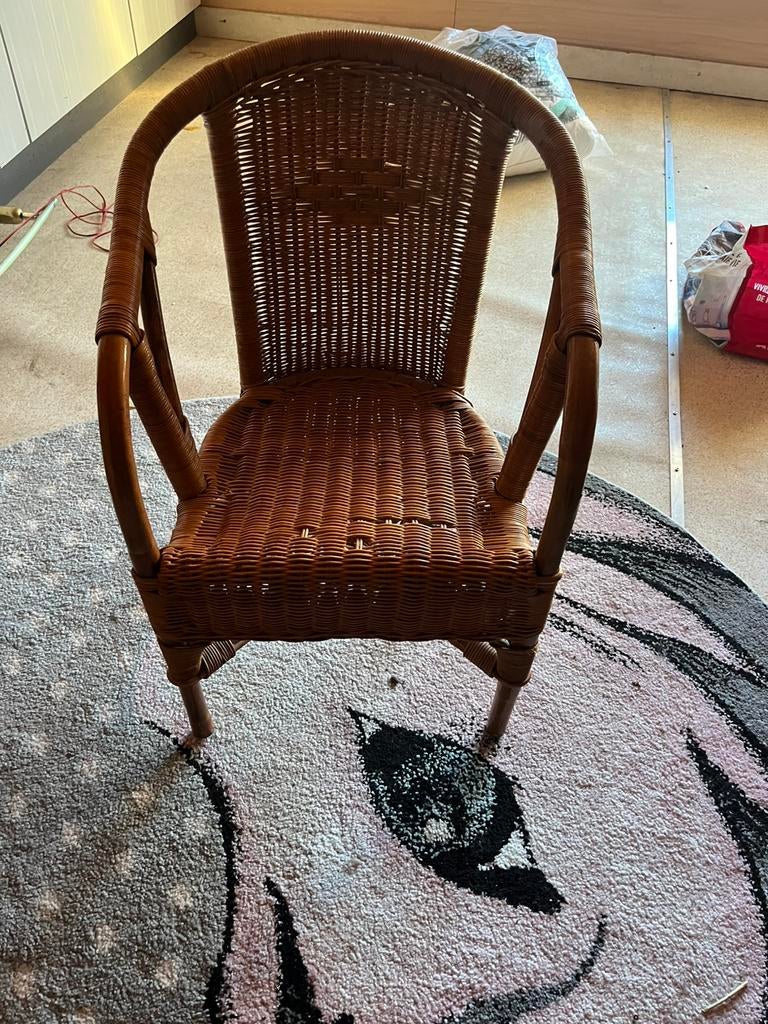 Rieten stoeltje, Ophalen, Zo goed als nieuw