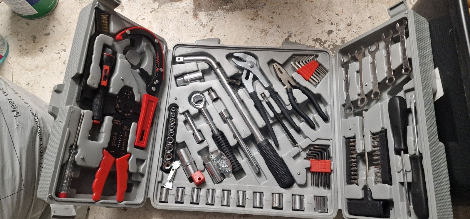 Handgereedschappen en gereedschap Accessories in de koffer, Computers en Software, Videokaarten, Ophalen of Verzenden