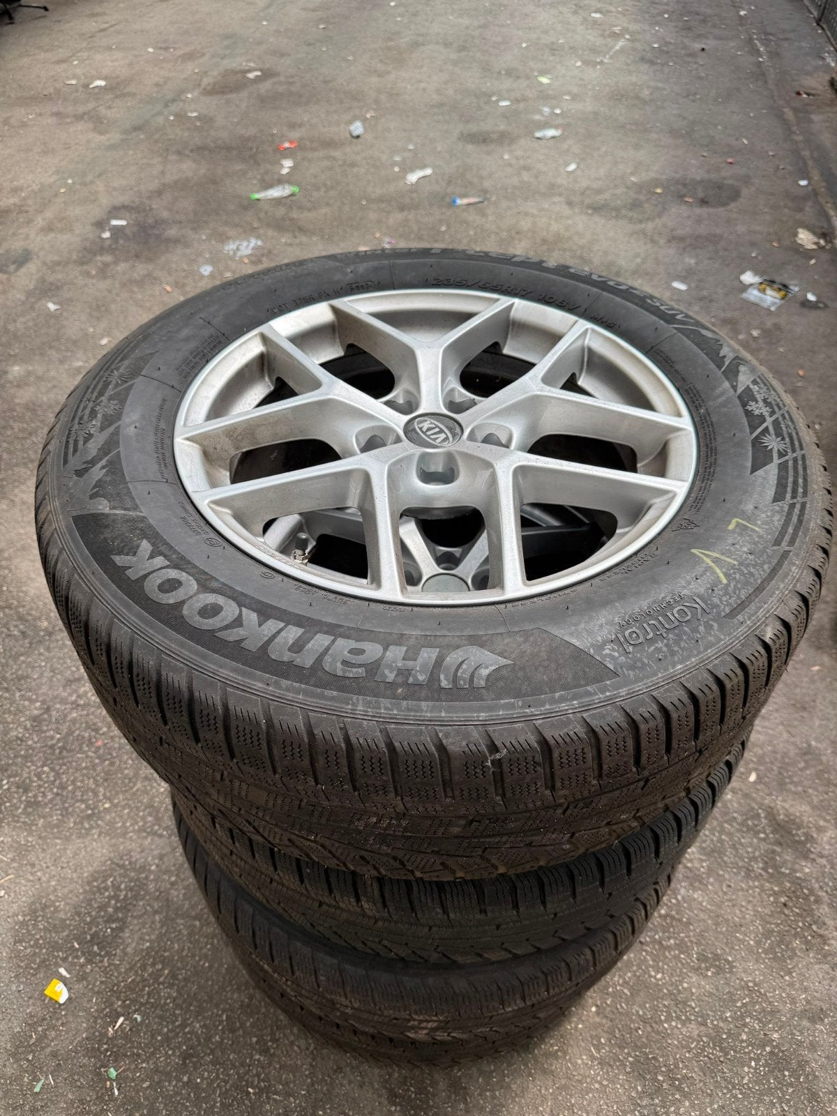4 Jantes kia sorento 17 pouces avec 4 pneu neige, 17 pouces, Jante(s)