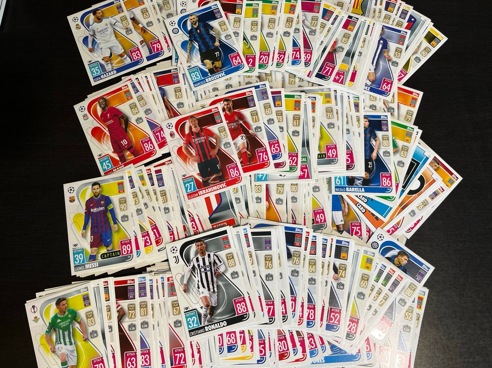Topps Match Attax 21-22 - 300 cartes, Collections, Enlèvement ou Envoi, Comme neuf