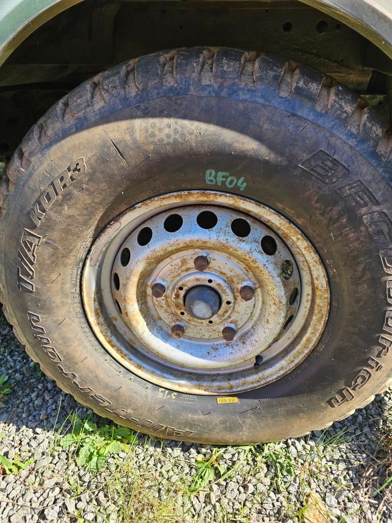 bf goodrich 30x9.50R15LT  110 pieces disponible, Enlèvement