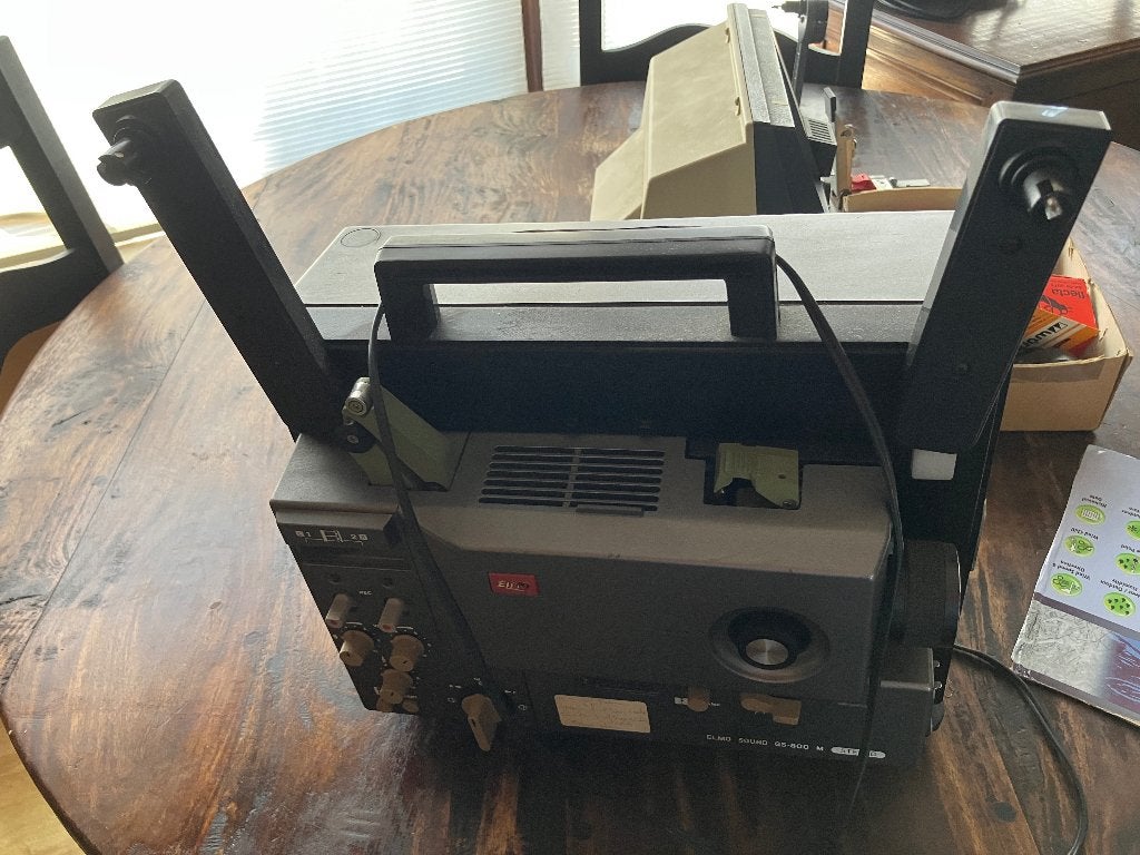 Filmmateriaal Projector, Ophalen, Gebruikt