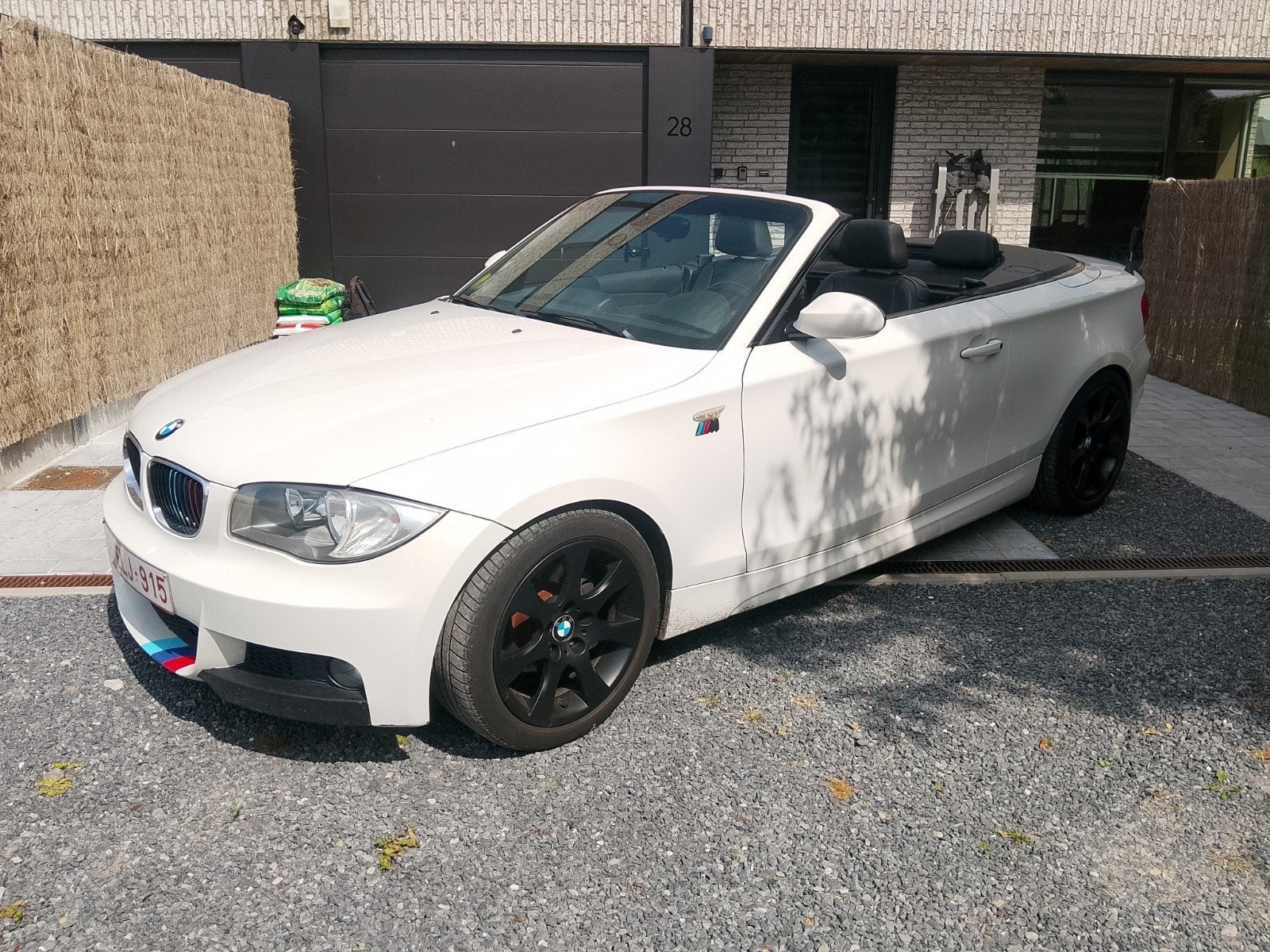 BMW - 118 D - Alpine wit - 200000km - 2009 - 136pk, Auto's, BMW, Particulier, Sportpakket, Diesel, Euro 5, Cabriolet, 2 deurs