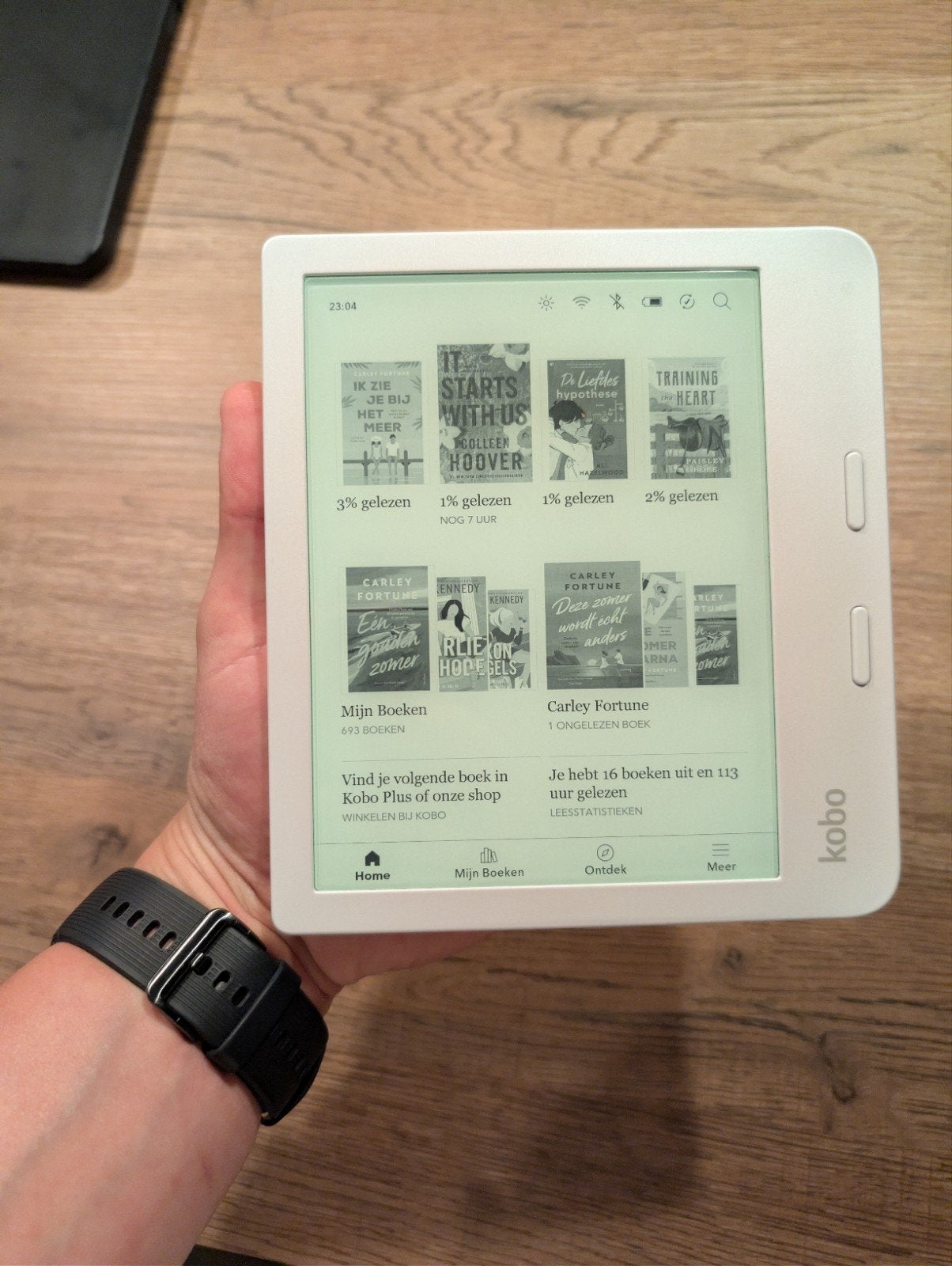 Kobo Libra 2 met screenprotector en hoesje, Informatique & Logiciels, E-readers, Enlèvement ou Envoi, 7 pouces, Comme neuf, 16 GB ou plus