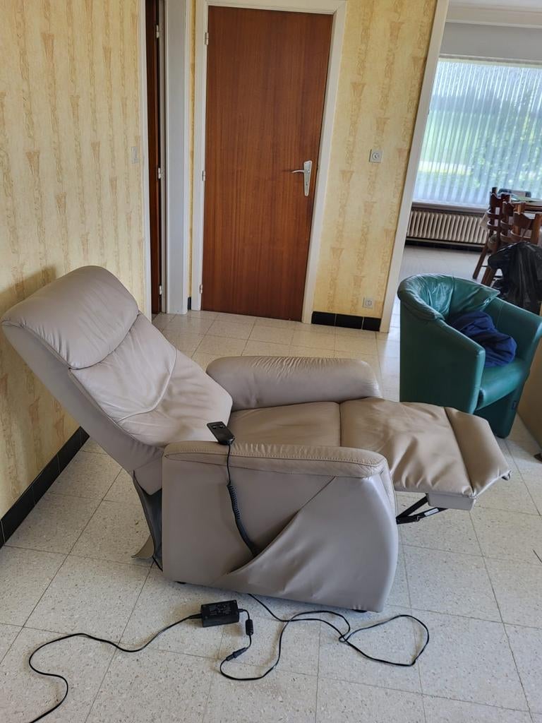 Relaxzetel elektrisch., Ophalen