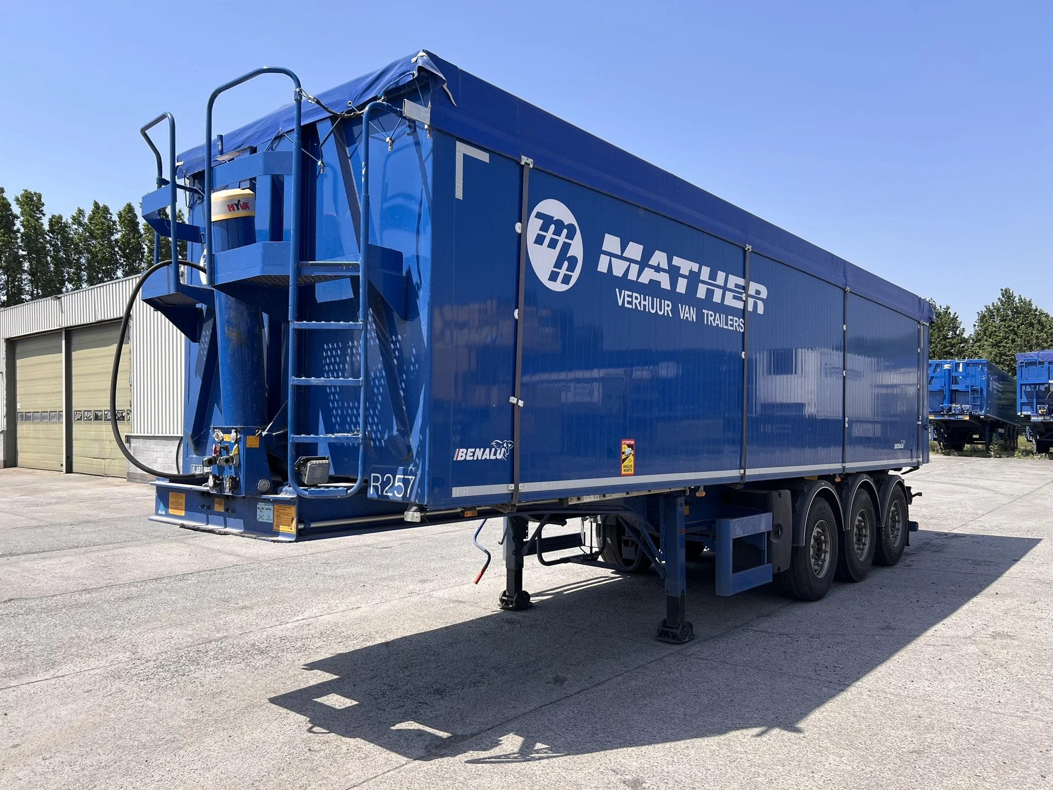 Benalu 56m³ | Only for rent R257 (bj 2022), Auto's, Overige brandstoffen, Bedrijf, Aanhangers en Opleggers, Te koop