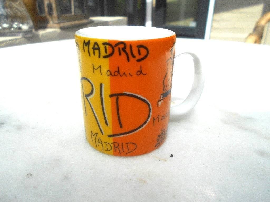 tasse à expresso design Madrid Hauteur 6 cm, Neuf, Enlèvement ou Envoi, Céramique, Récipient(s)
