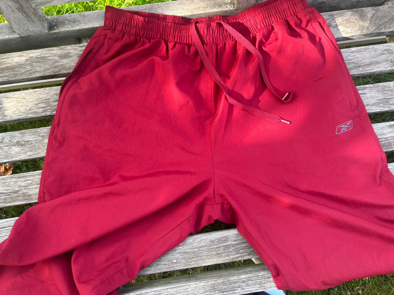 Reebok trainingsbroek maat Small, Enlèvement ou Envoi, Porté, Taille 36 (S), Rouge