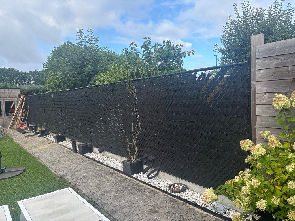 Tuindraad + betonnen onderstuk, Ophalen, Zo goed als nieuw, 10 tot 20 meter, Draad