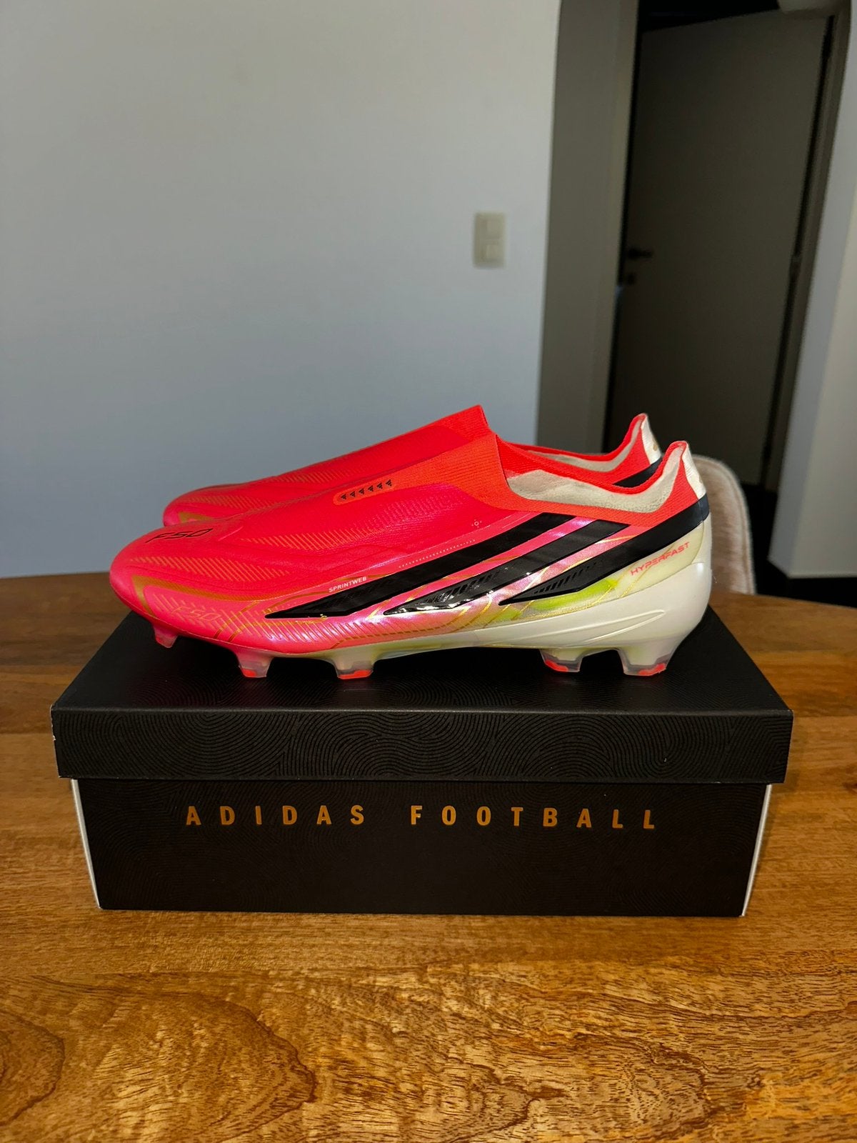 Adidas F50 Hyperfast Voetbalschoenen, Kleding | Heren, Schoenen, Ophalen of Verzenden, Nieuw, Sportschoenen