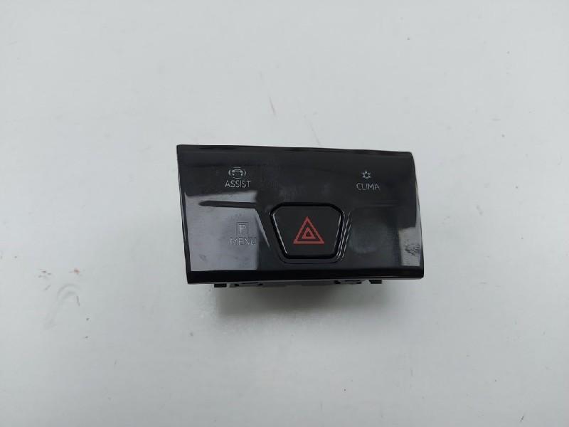 ALARMLICHTEN SCHAKELAAR Golf VIII (CD1) (|5H0925200P|), Auto-onderdelen, Dashboard en Schakelaars, Volkswagen, Gebruikt