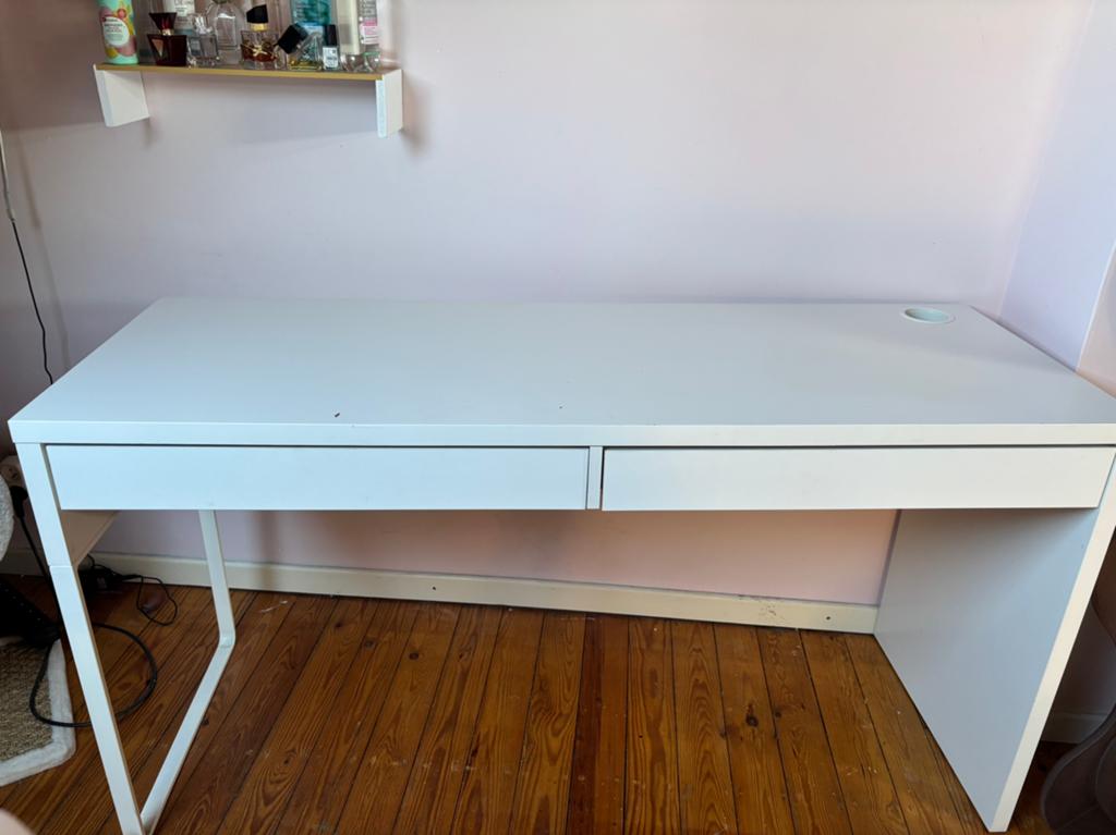 bureau, Ophalen, Gebruikt, 142 cm, IKEA