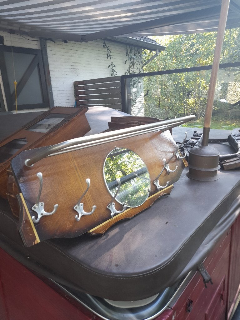 vintage kapstok en een antieke was stamper, Ophalen
