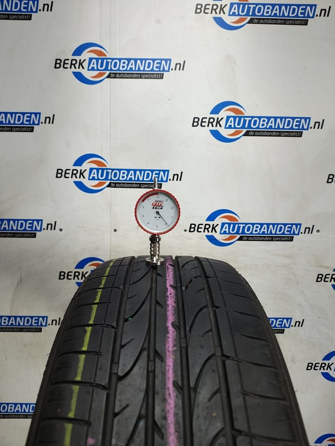 2x Bridgestone Dueler H/P 225/45 R19 92W 225/45/19 2254519 (, Auto-onderdelen, Banden en Velgen, 19 inch, Gebruikt, -, -