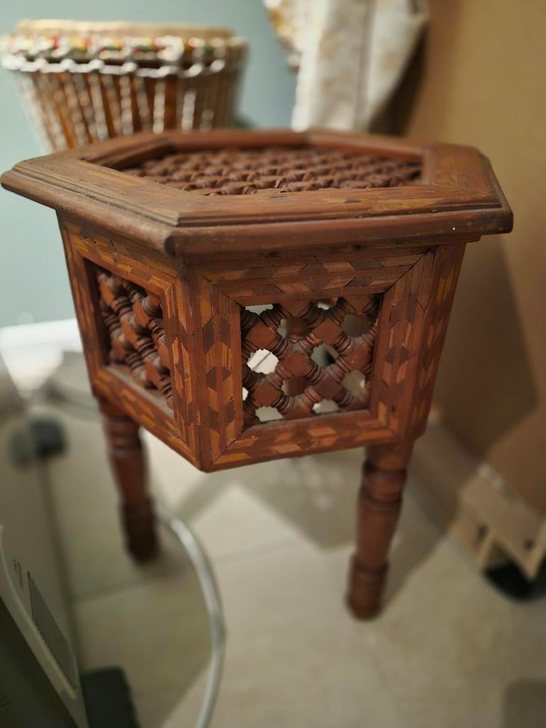 Leuk origineel tafeltje, Antiek en Kunst, Antiek | Meubels | Kasten, Ophalen