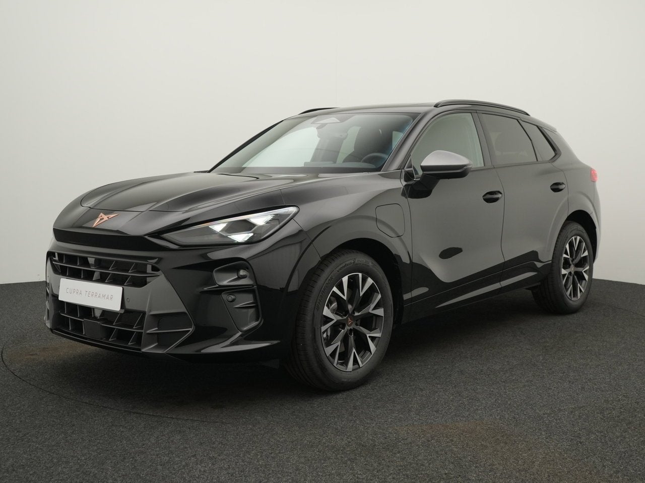 Cupra Terramar e-Hybrid (PHEV) Impulse 1.5 e-HYBRID 204hp (1, Auto's, Terramar, Zwart, SUV of Terreinwagen, Te koop