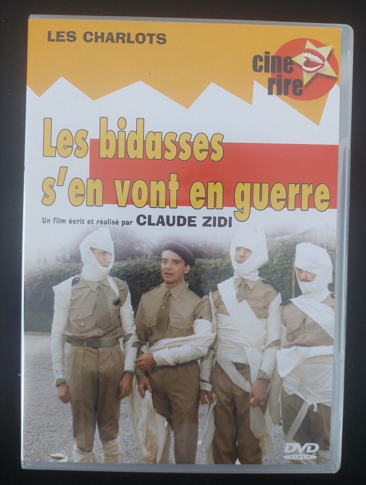 Dvd Les bidasses s'en vont en guerre ( Les Charlots ), CD & DVD, Enlèvement ou Envoi, Guerre
