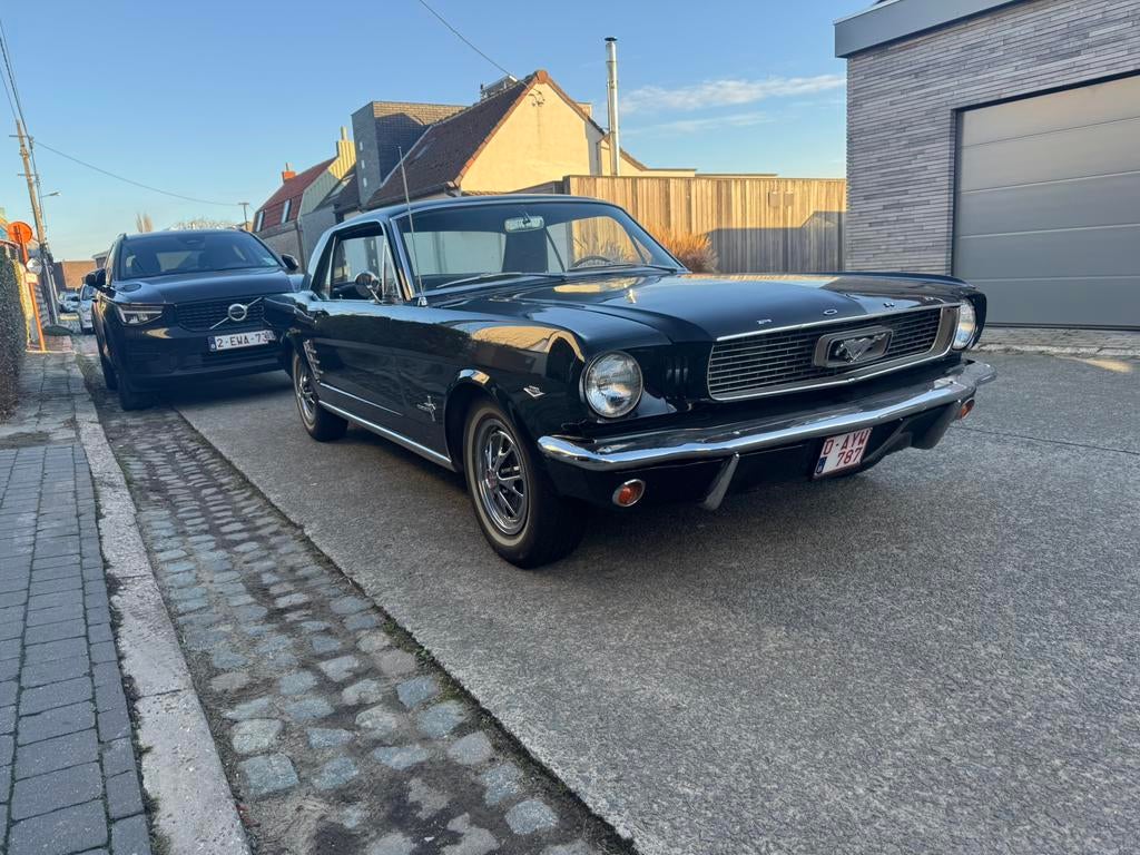 Ford Mustang coupe 1966 4,7L 289 V8, Automaat, Achterwielaandrijving, Zwart, Particulier