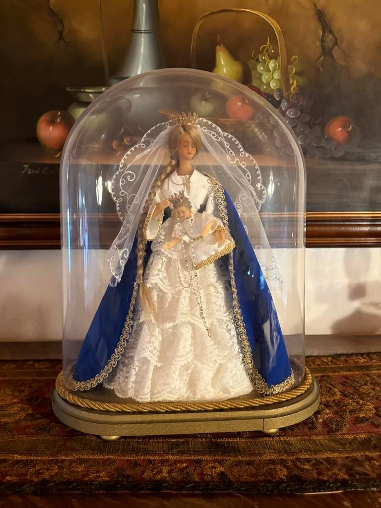 mariabeelden  met stolp  verschillende doet een goed bod, Antiek en Kunst, Ophalen