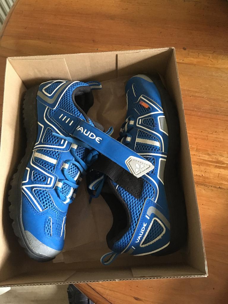 Vaude fietsschoenen zonder klikkers m40, Ophalen, Zo goed als nieuw