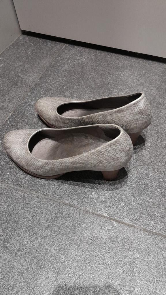 Damesschoenen maat 39, Ophalen