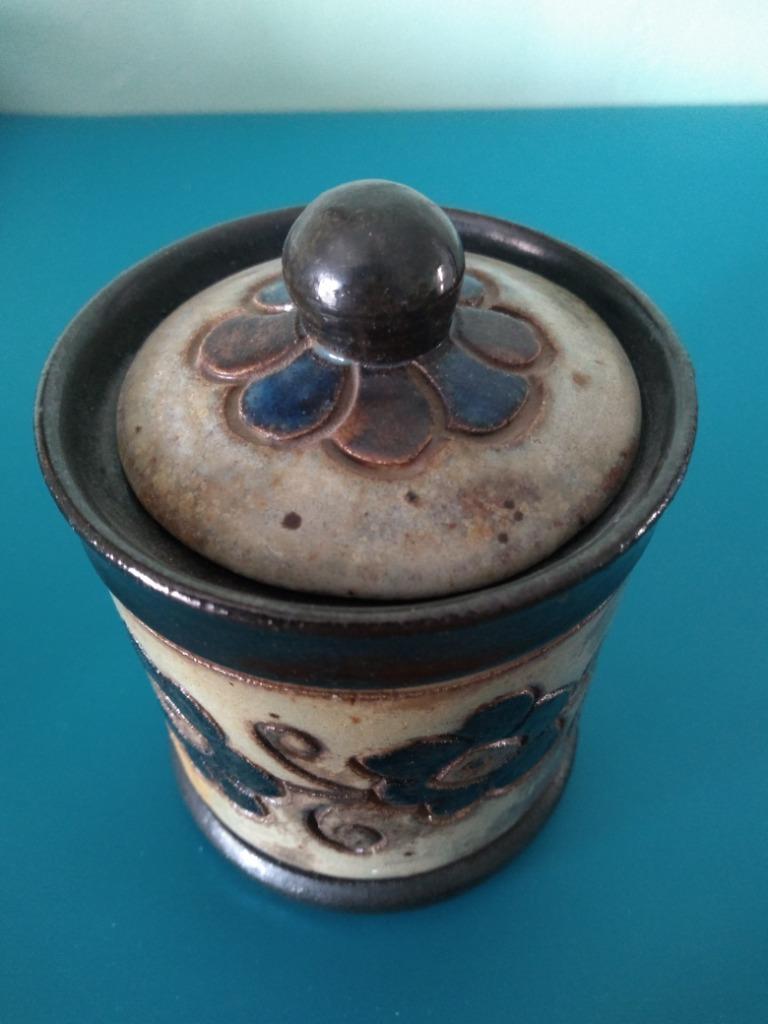 Pot avec couvercle en céramique, Antiquités & Art, Enlèvement ou Envoi