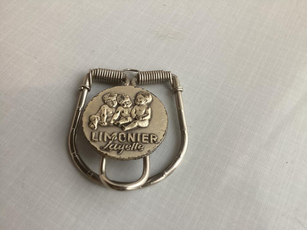 Limonier Layette., Enlèvement ou Envoi